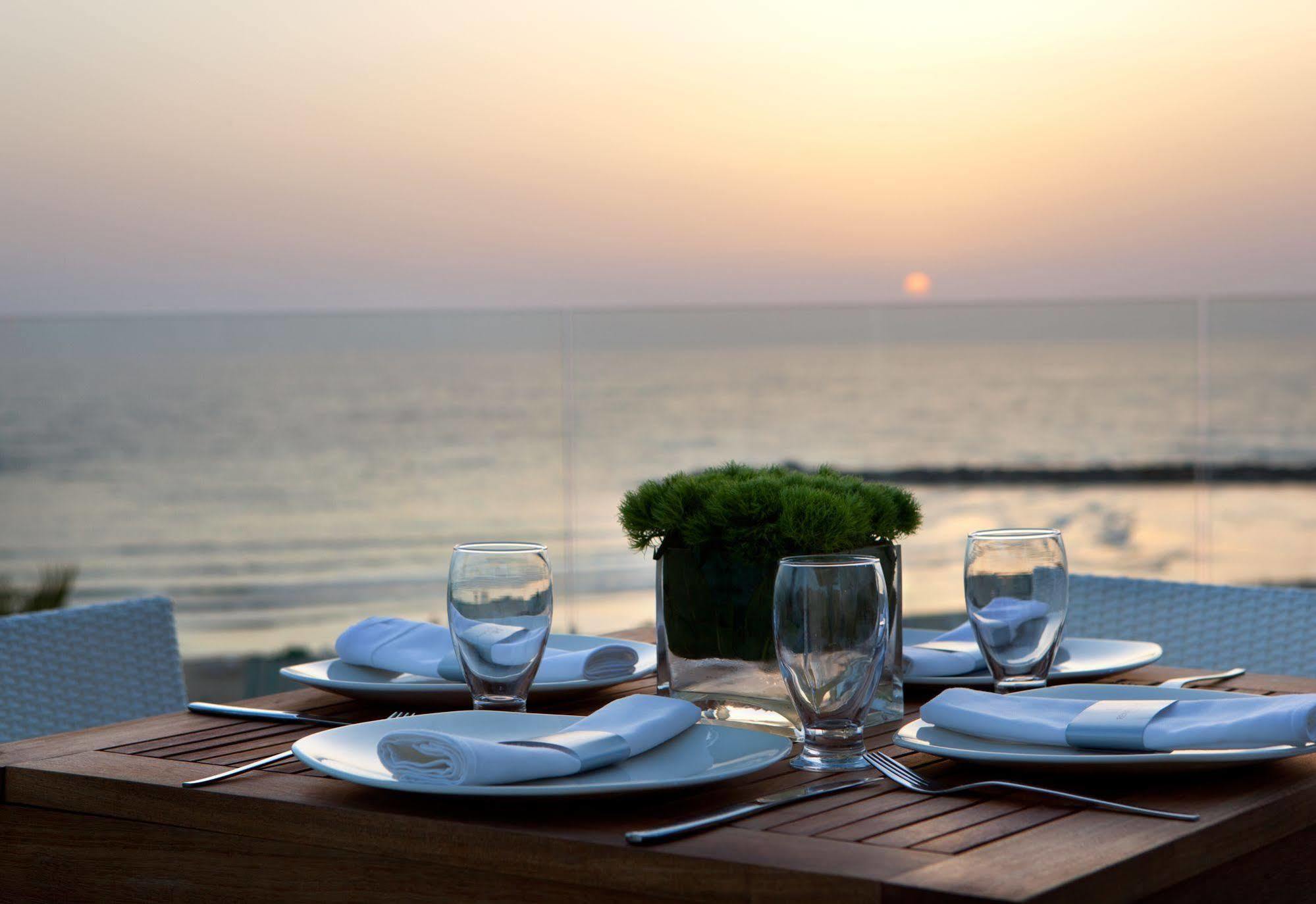 Hotel Renaissance Tel Aviv